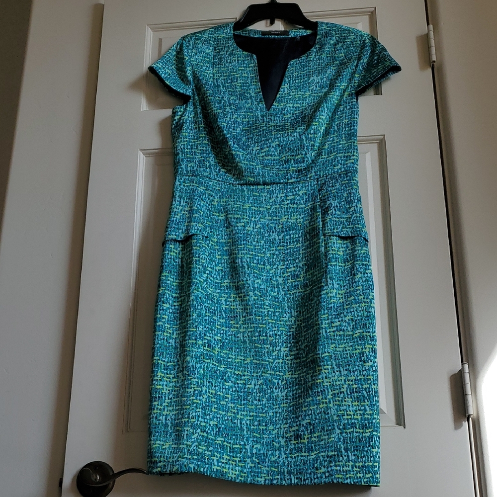 Elegant T Tahari Teal Blue And Lime Dress With Peplum Feature